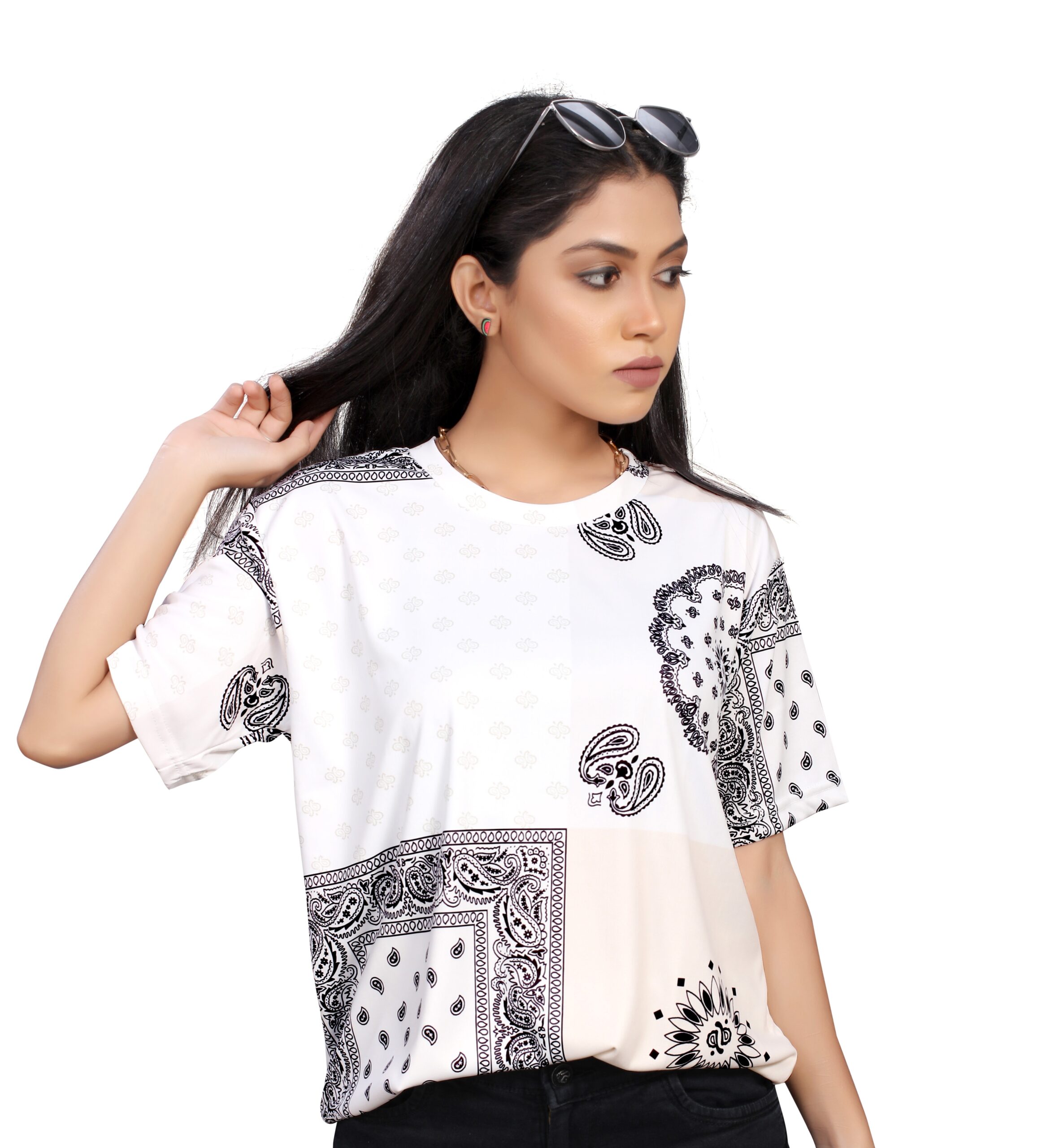 BEAUTIFUL SHRIEZ OVERSIZED WHITE PRINT WOMEN T-SHIRT BY SHRIEZ